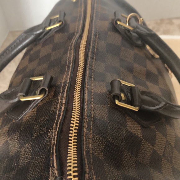 ❌SOLD❌💯 % AUTHENTIC LOUIS VUITTON SPEEDY LEATHER BAG. - Picture 5 of 17
